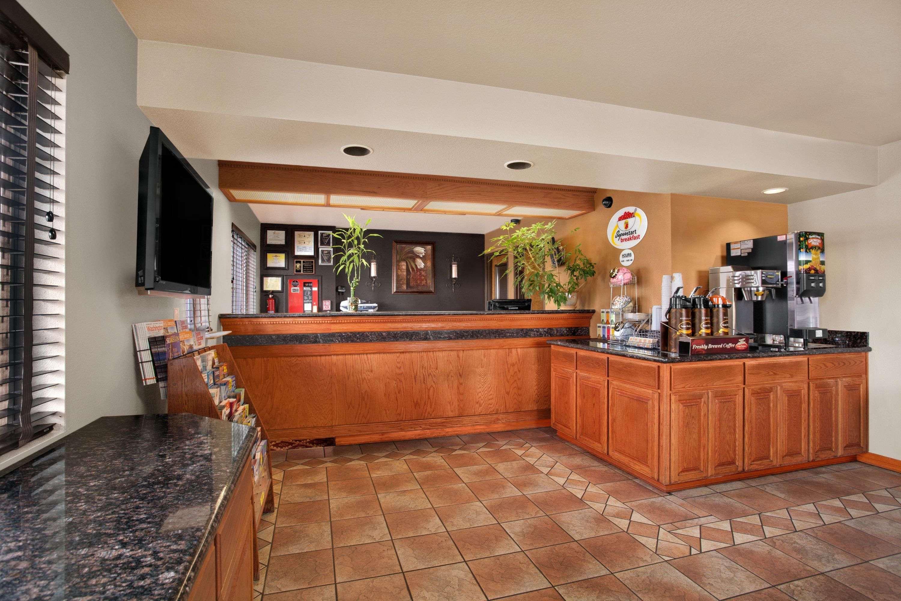 Gateway Inn & Suites Eugene-Springfield Buitenkant foto