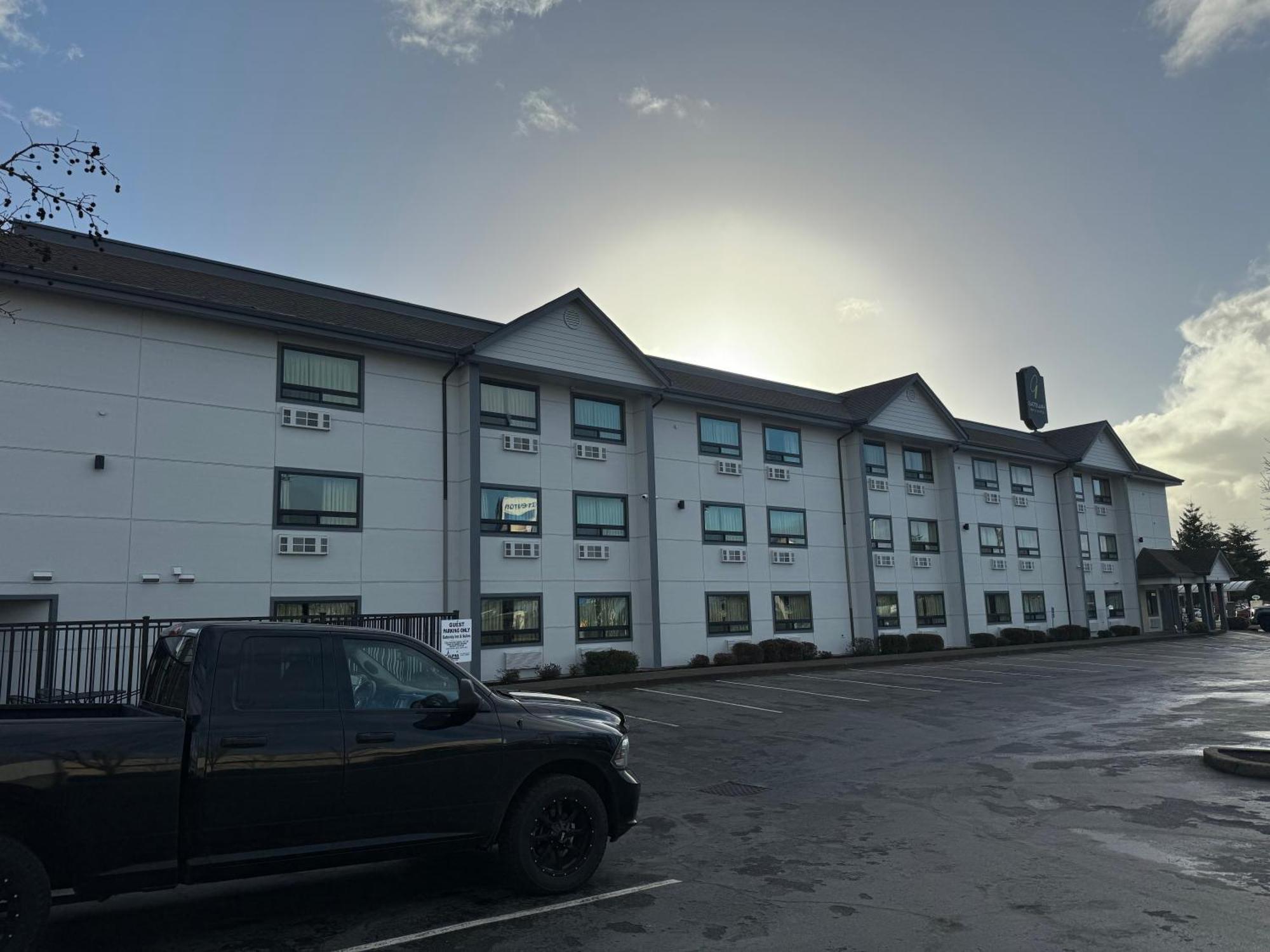 Gateway Inn & Suites Eugene-Springfield Buitenkant foto