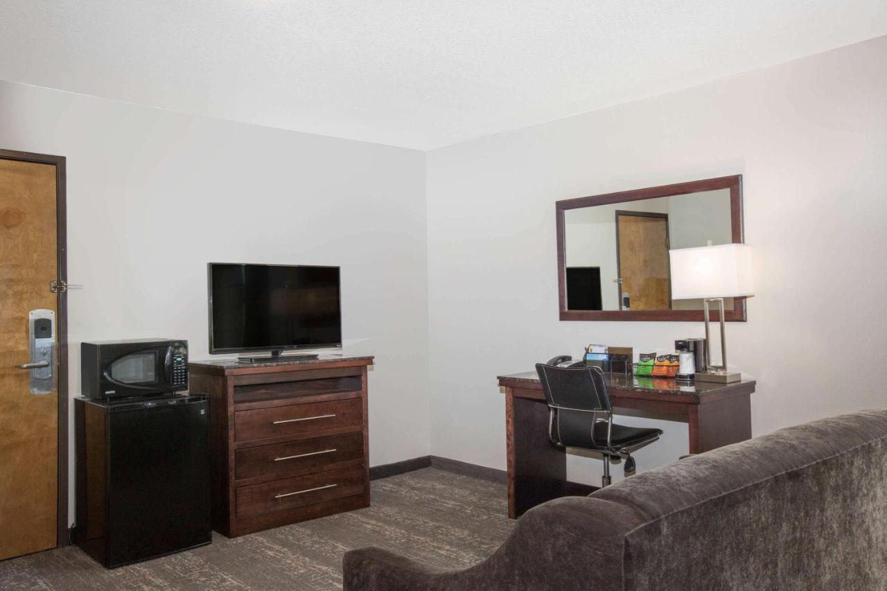 Gateway Inn & Suites Eugene-Springfield Buitenkant foto